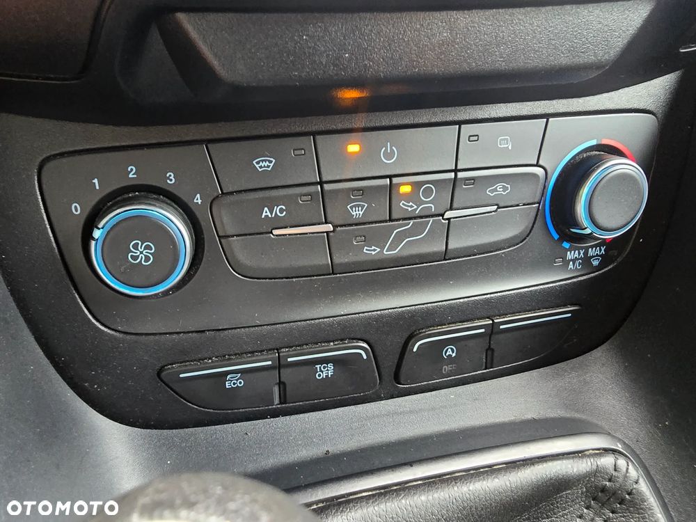 Ford Transit Connect - 21