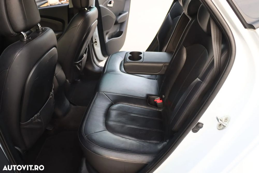 Hyundai ix35 - 14