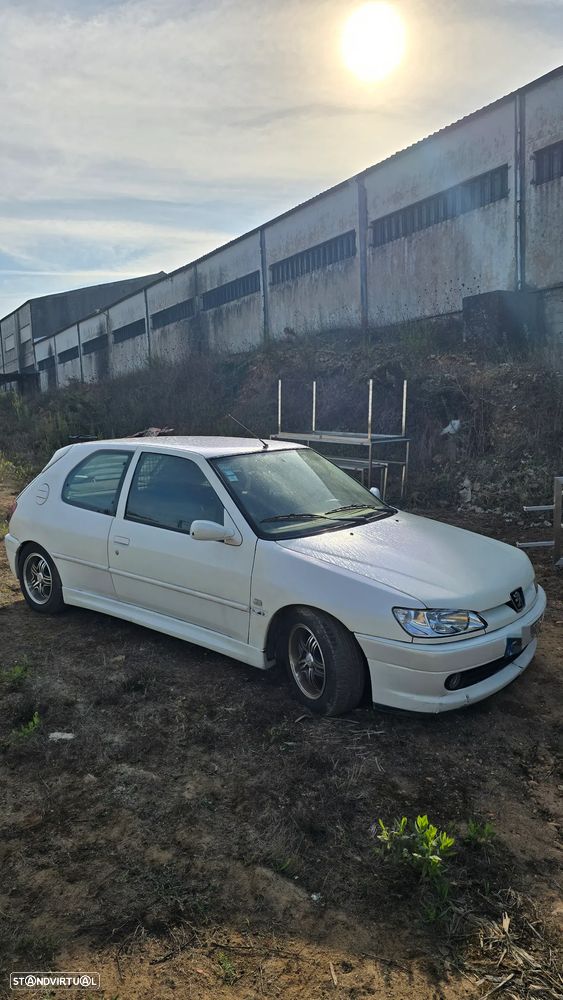 Peugeot 306 - 1