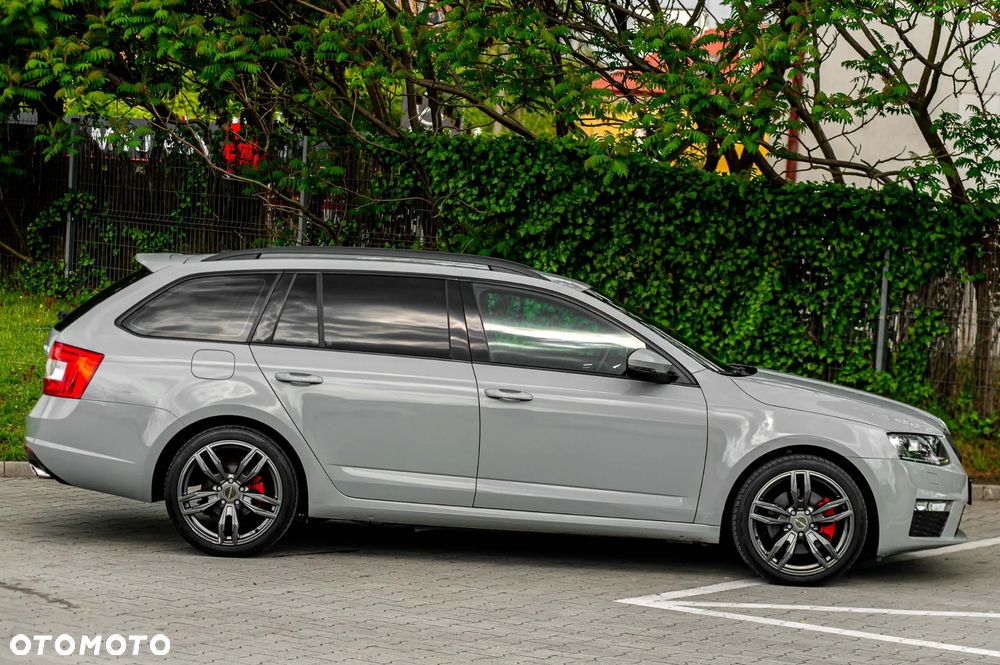 Skoda Octavia 2.0 TDI RS - 5