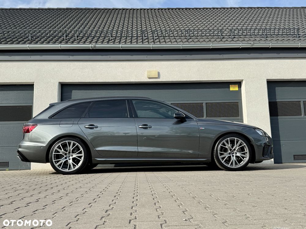 Audi A4 Avant 35 TDI mHEV S Line S tronic - 4