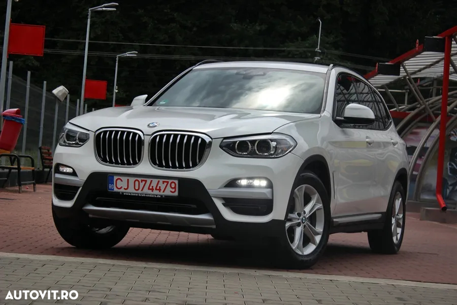 BMW X3 xDrive20d AT Luxury Line - 10