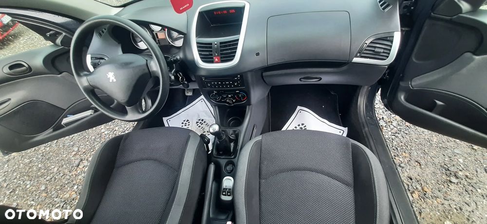 Peugeot 206 plus - 36