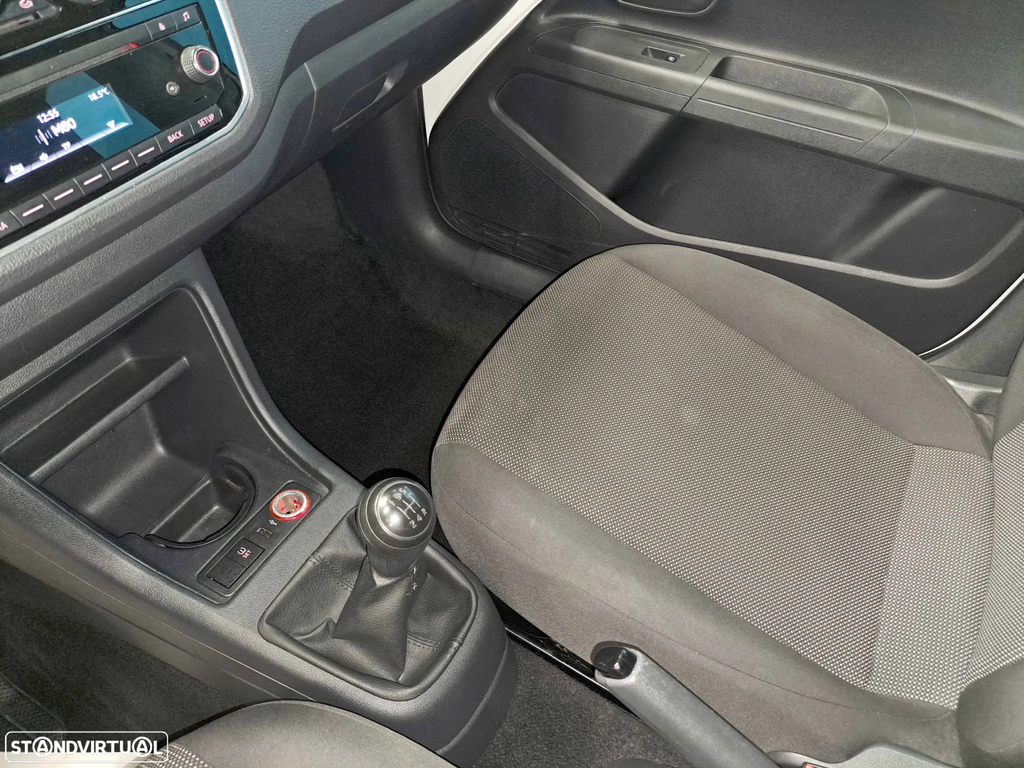 VW Up! 1.0 Move - 15