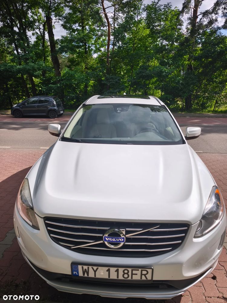 Volvo XC 60 T5 Powershift Momentum - 3