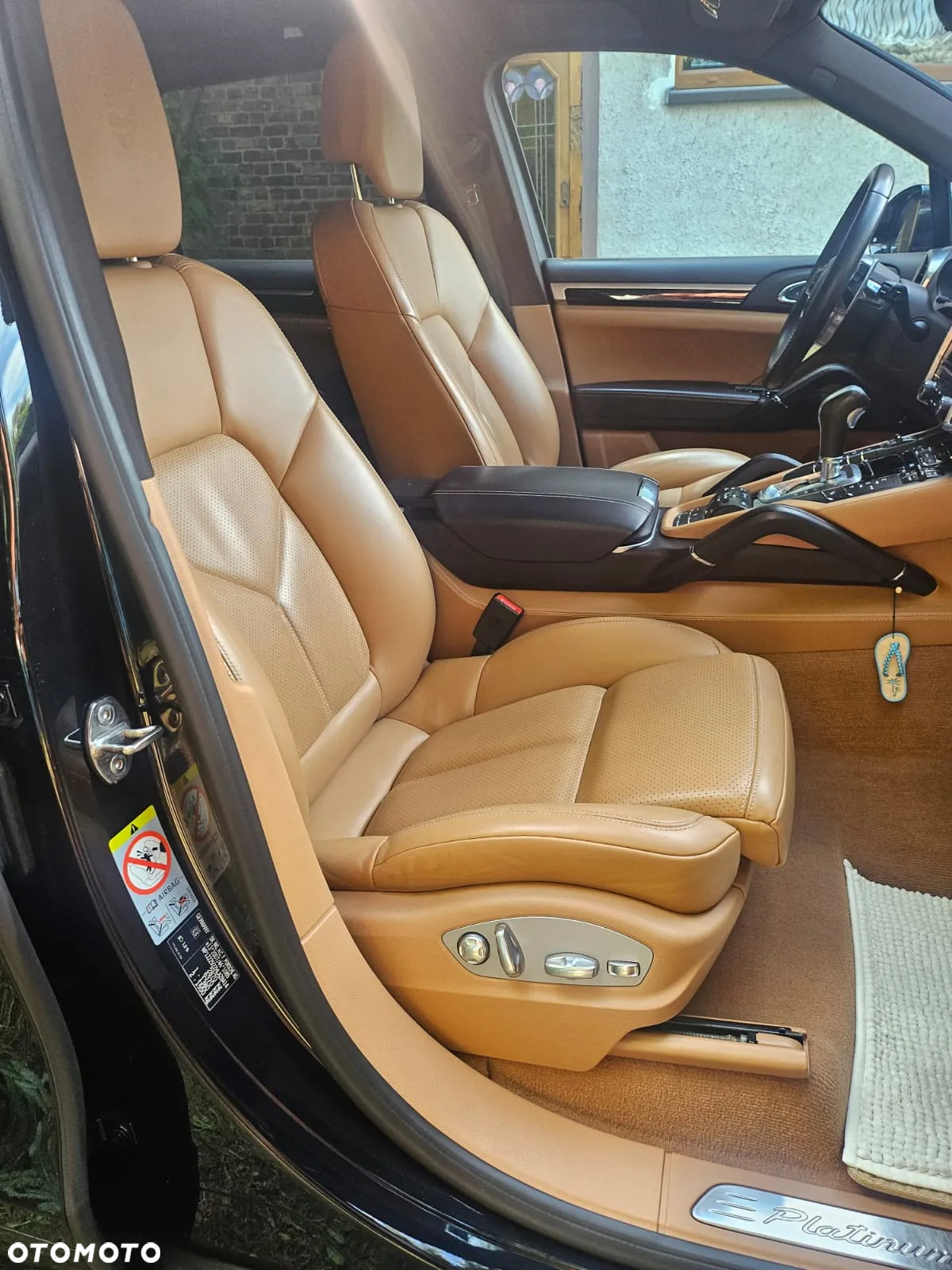 Porsche Cayenne Diesel Platinum Edition - 14