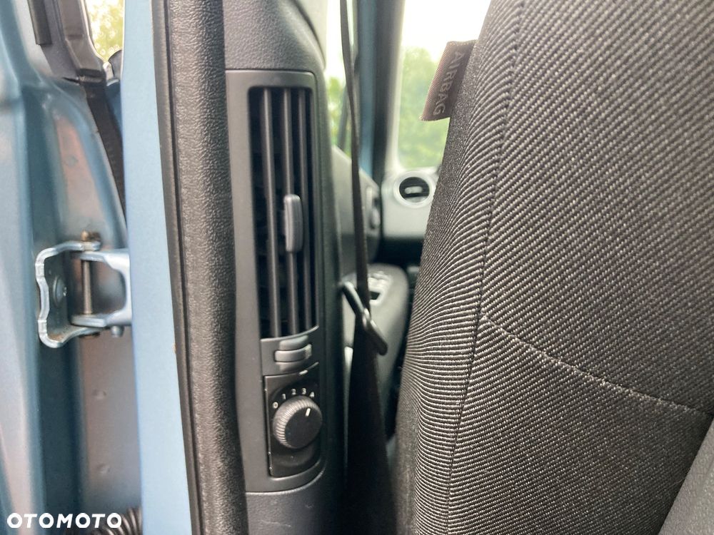 Peugeot 5008 - 19
