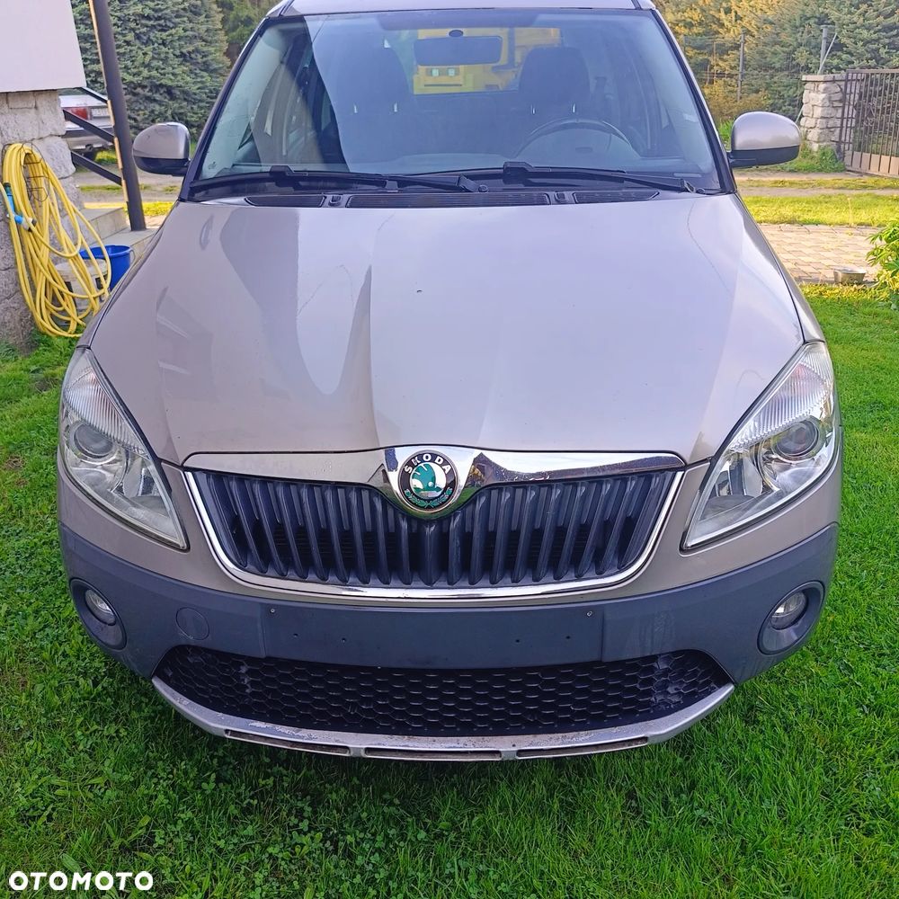 Skoda Roomster 1.6 TDI DPF Comfort - 2