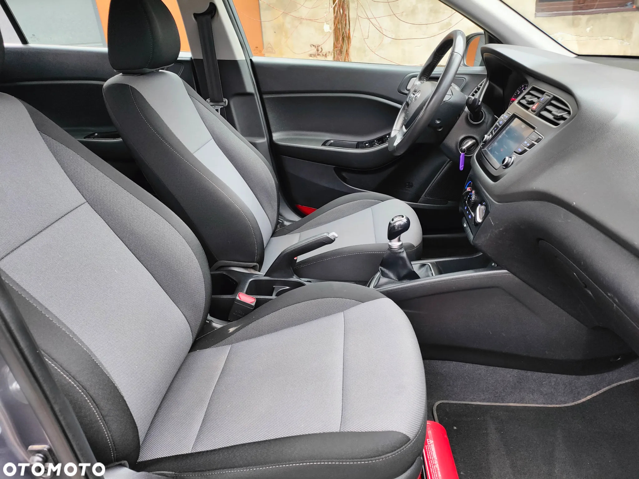 Hyundai i20 1.2 Passion - 23