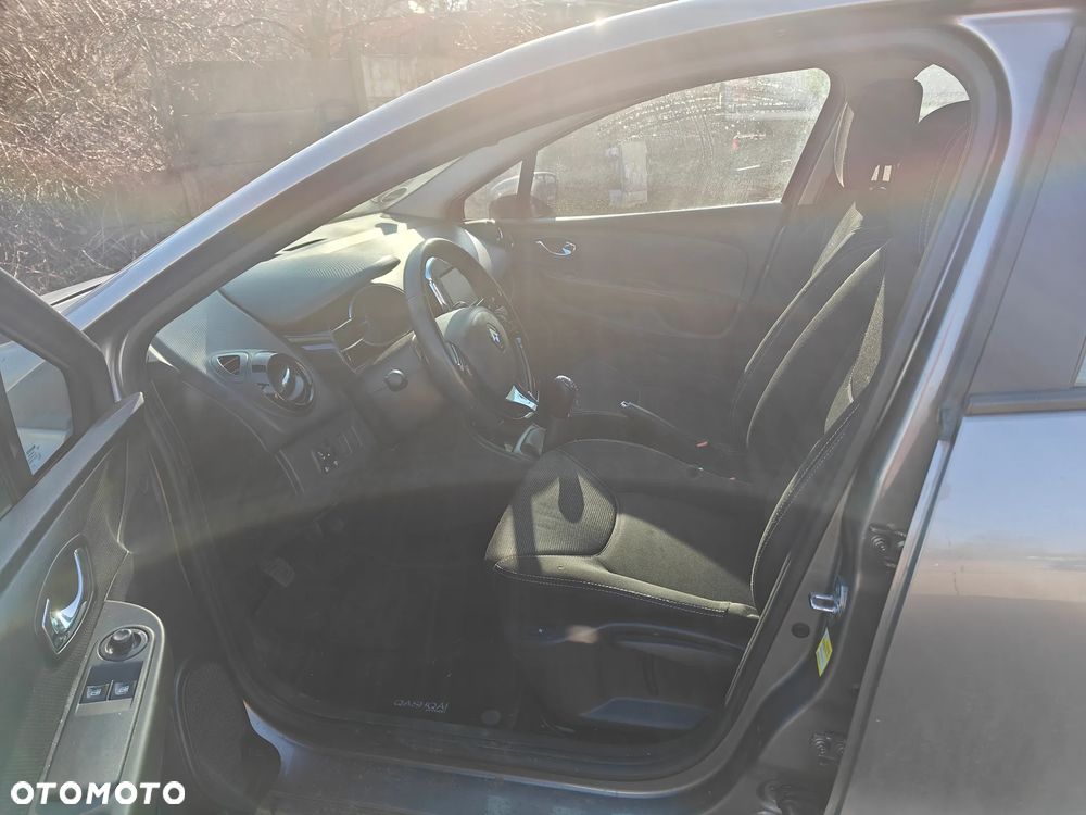 Renault Clio 1.2 16V 75 Limited - 7