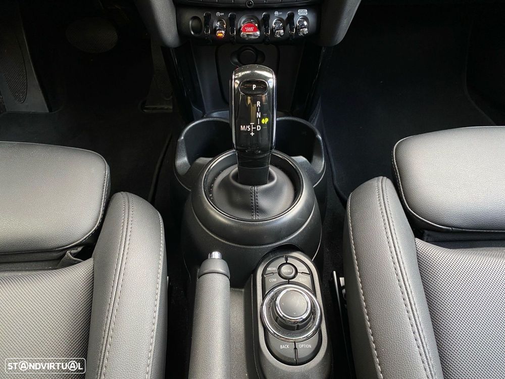 MINI 5 Portas Cooper Premium Classic Auto - 12