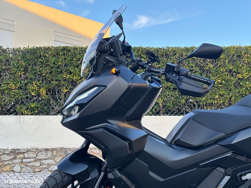 Honda ADV - 3
