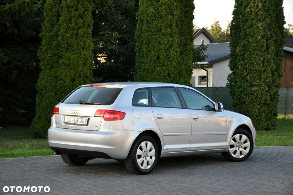 Audi A3 Sportback - 6