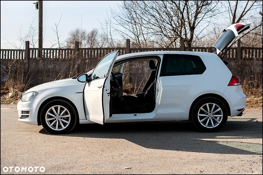 Volkswagen Golf - 15