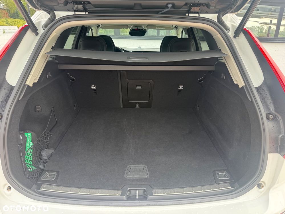 Volvo XC 60 B4 D Geartronic Inscription - 38