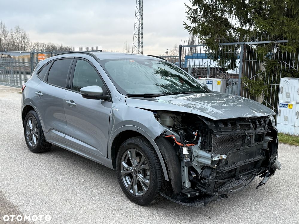 Ford Kuga 2.5 Duratec PHEV ST-LINE X - 17