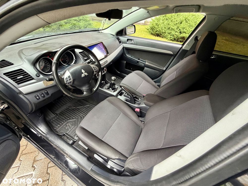 Mitsubishi Lancer 1.8 Inform - 19