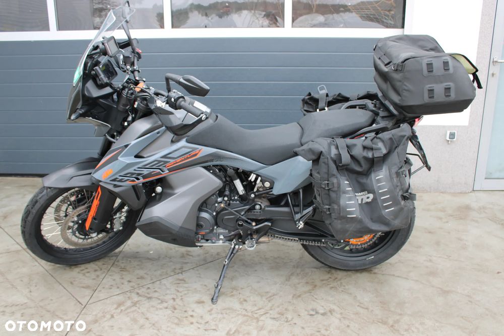 KTM Adventure - 10