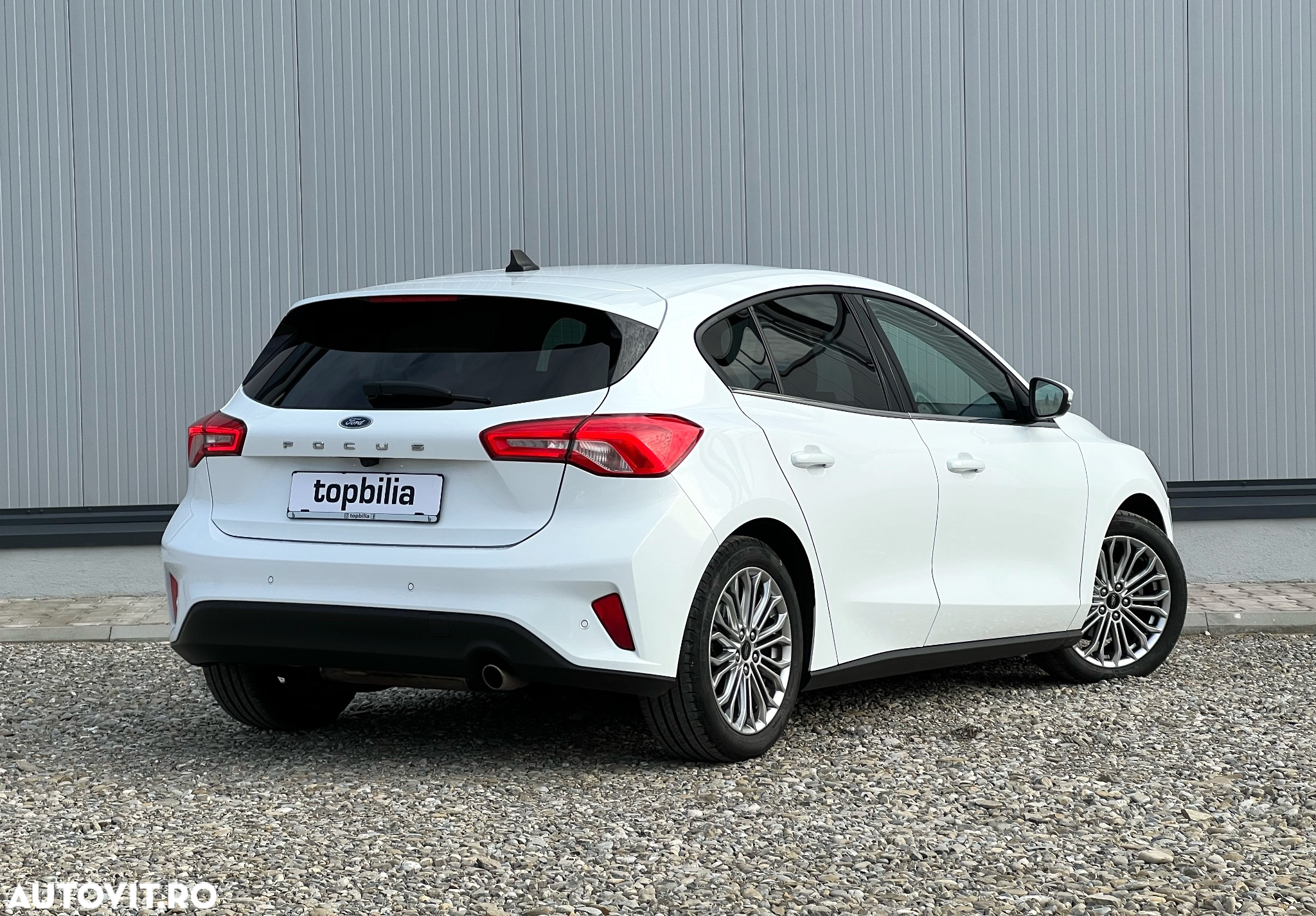 Ford Focus 1.5 EcoBlue Start-Stopp-System TITANIUM X - 4