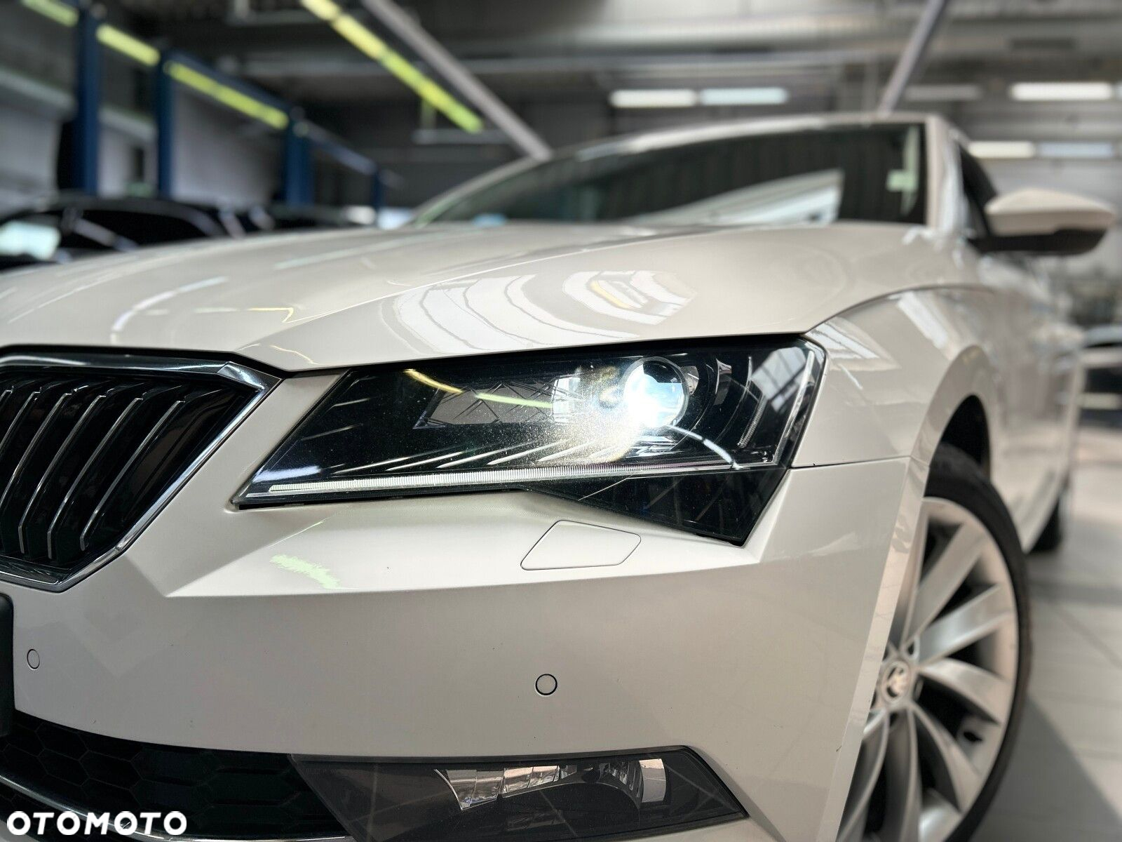 Skoda Superb 2.0 TDI Style - 29