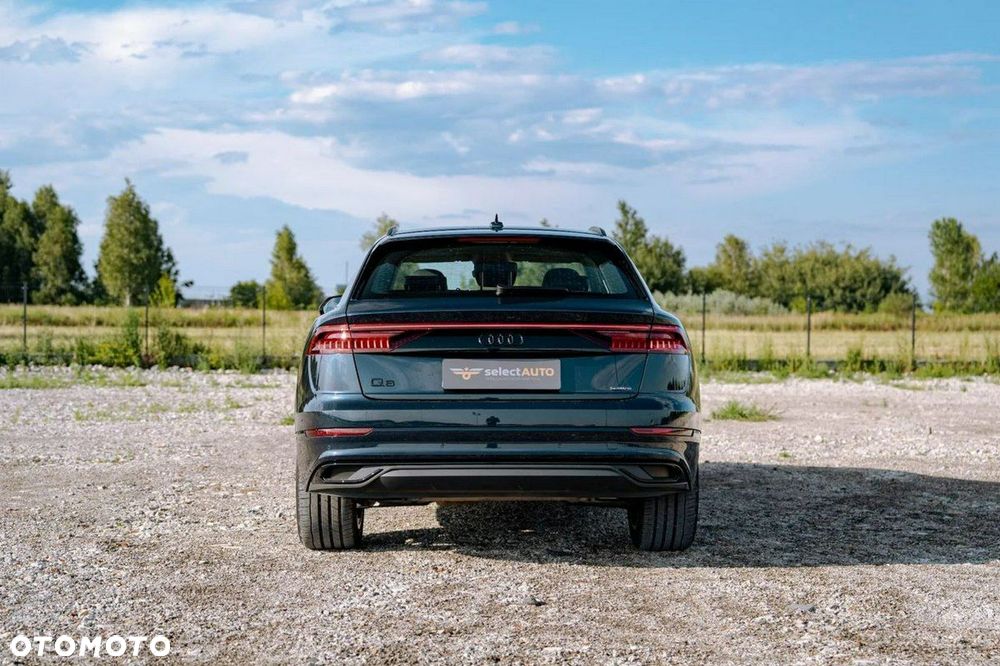 Audi Q8 - 5