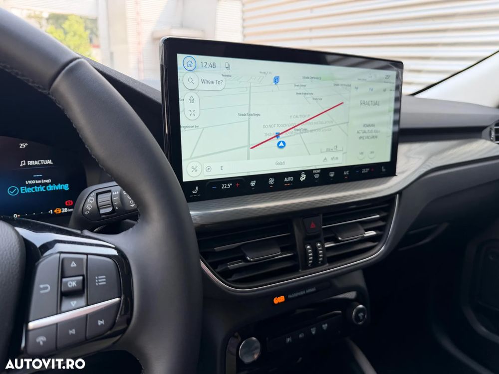 Ford Kuga 2.5 Duratec FWD FHEV Titanium - 6