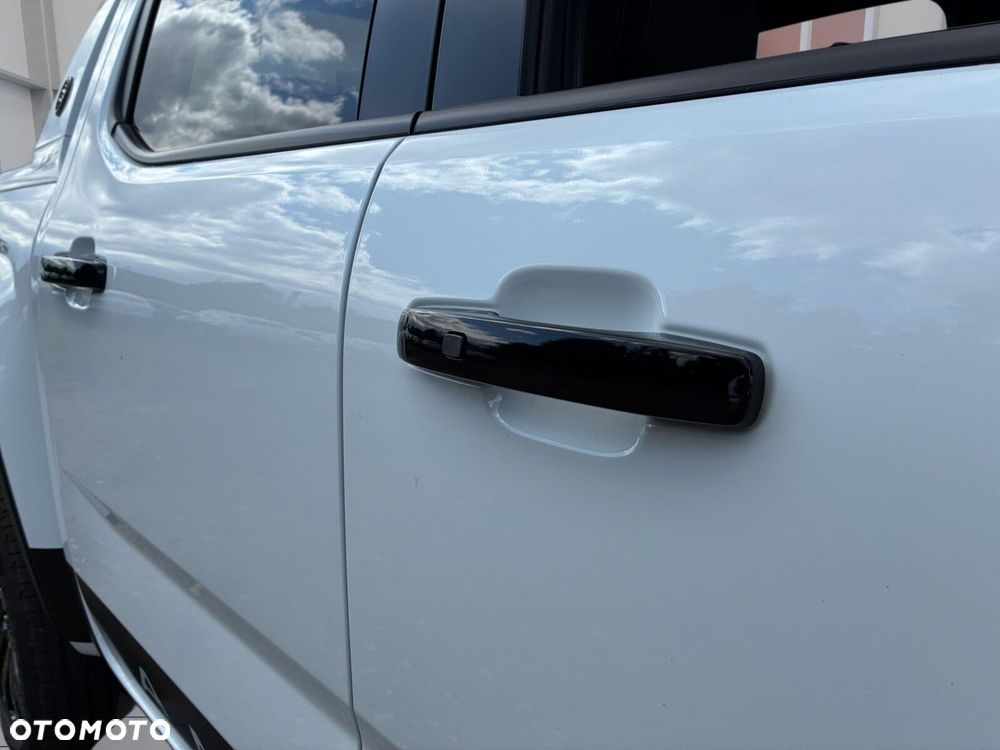 Volkswagen Amarok - 40