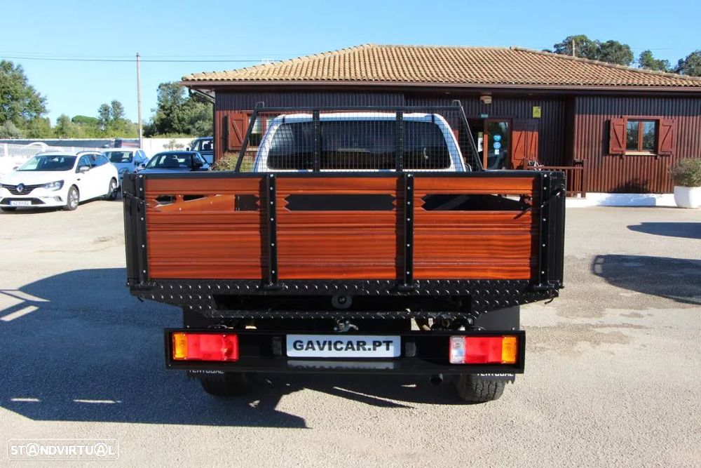 Toyota Hilux 2.4 D-4D 4WD CE Trial - 13