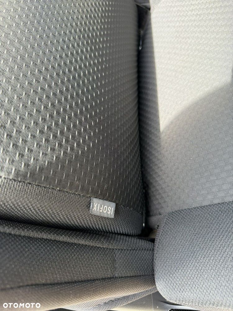 Toyota Corolla Verso - 40