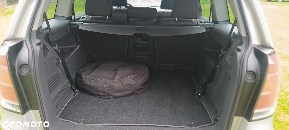 Opel Zafira 1.8 Family - 9