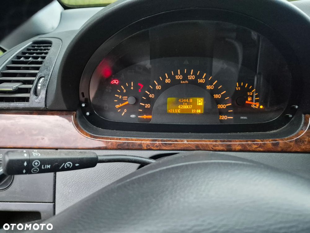 Mercedes-Benz Viano - 11