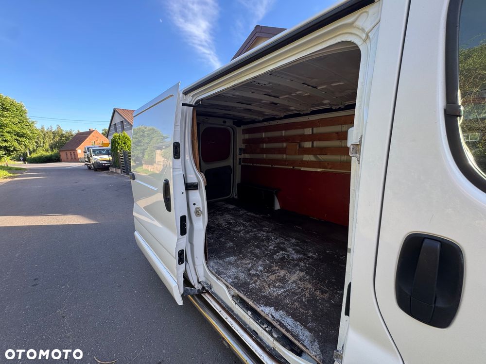 Opel Vivaro - 16