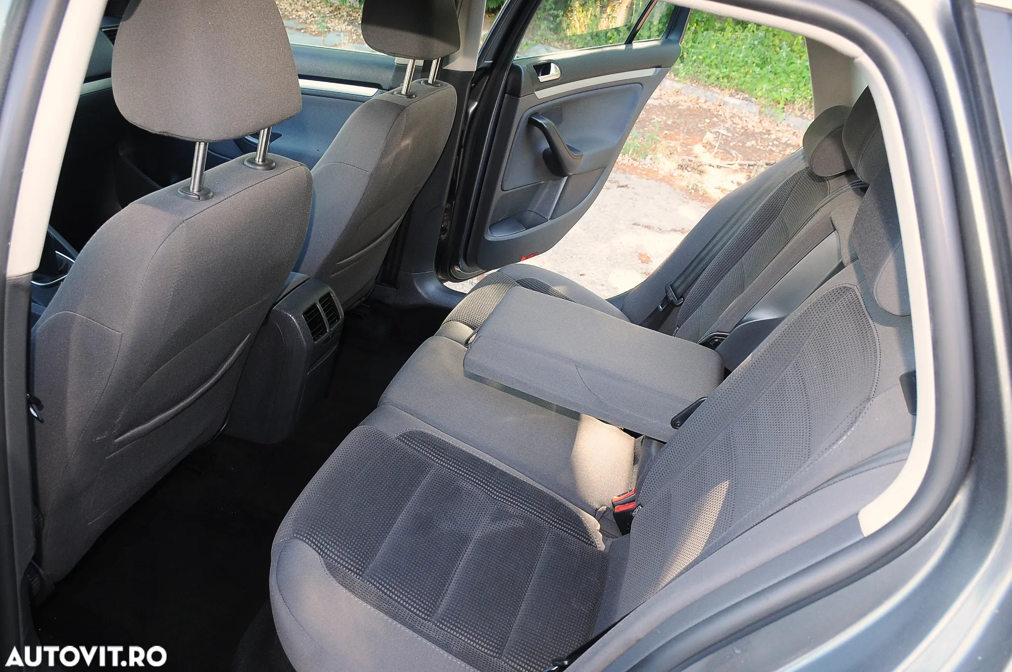 Volkswagen Golf 1.9 TDI Comfortline - 8