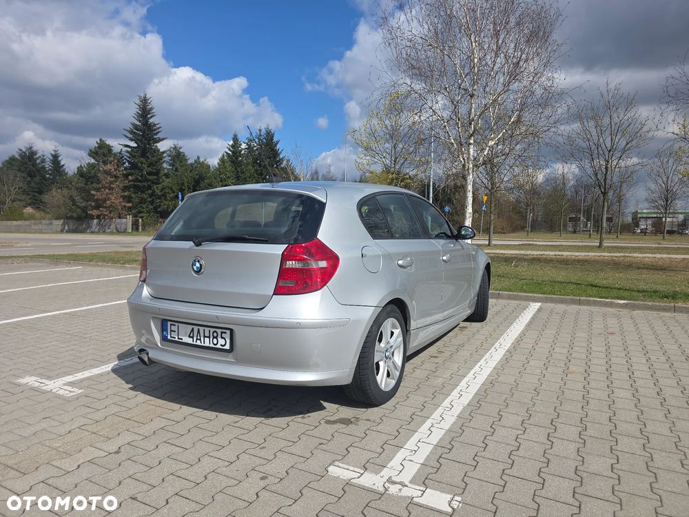 BMW Seria 1 120i Edition Sport - 4