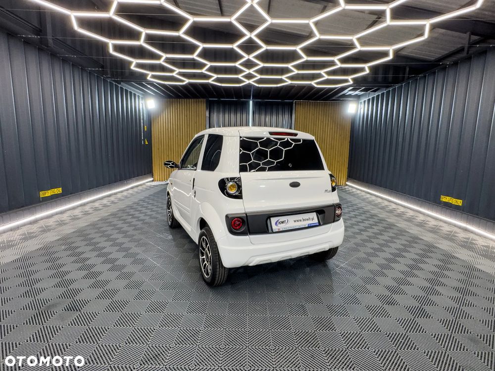 Microcar M.GO - 9