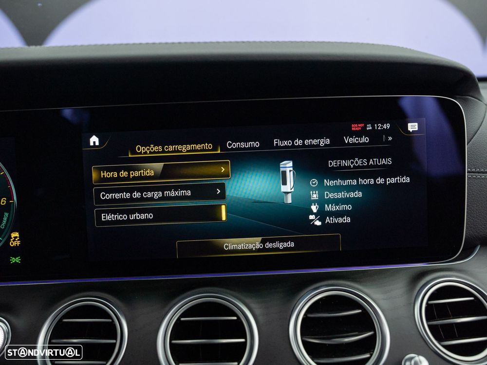 Mercedes-Benz E 300 de AMG Line - 35