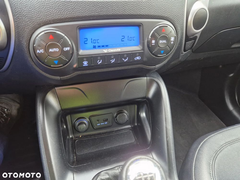 Hyundai ix35 1.6 GDI Premium 2WD - 24