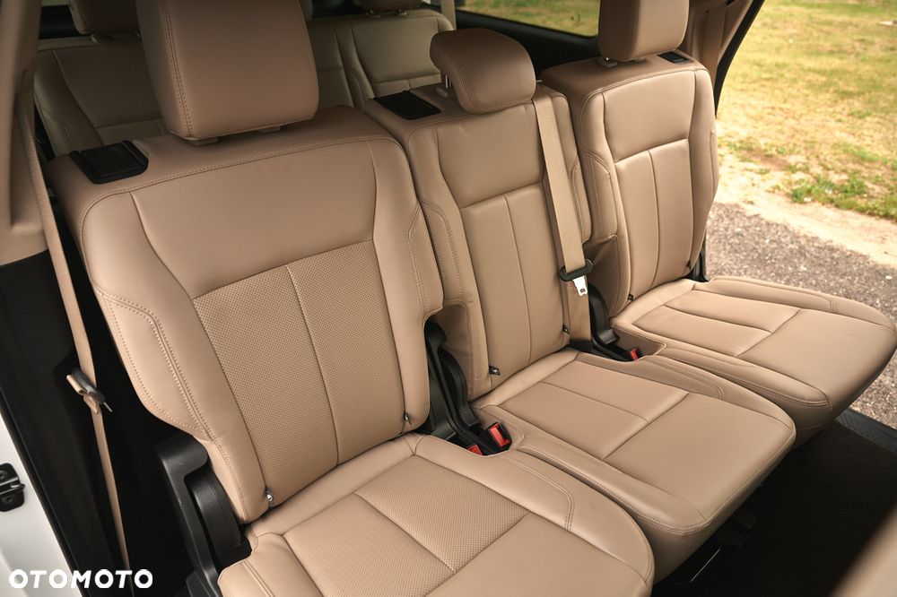 Ford Expedition - 26