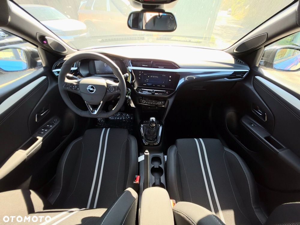 Opel Corsa 1.2 GS S&S - 8