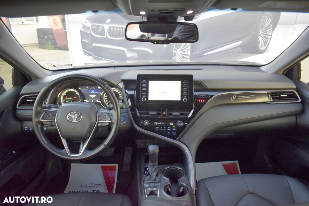 Toyota Camry Business Edition - 9