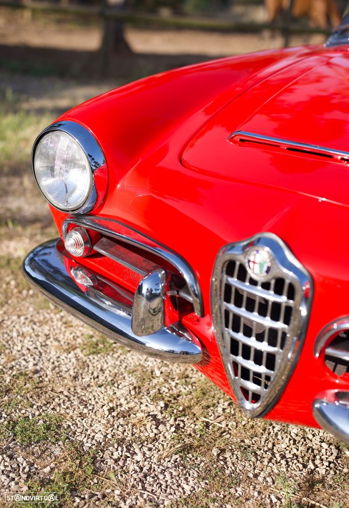 Alfa Romeo Giulia - 8