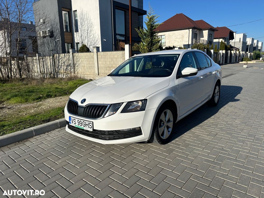 Skoda Octavia - 1