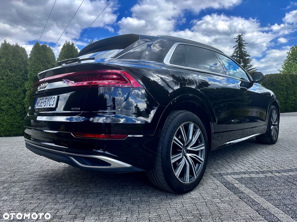 Audi Q8 - 17