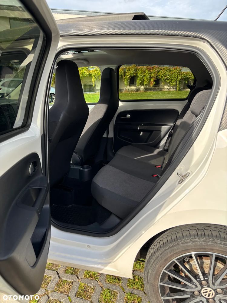 Volkswagen up! 1.0 move - 8