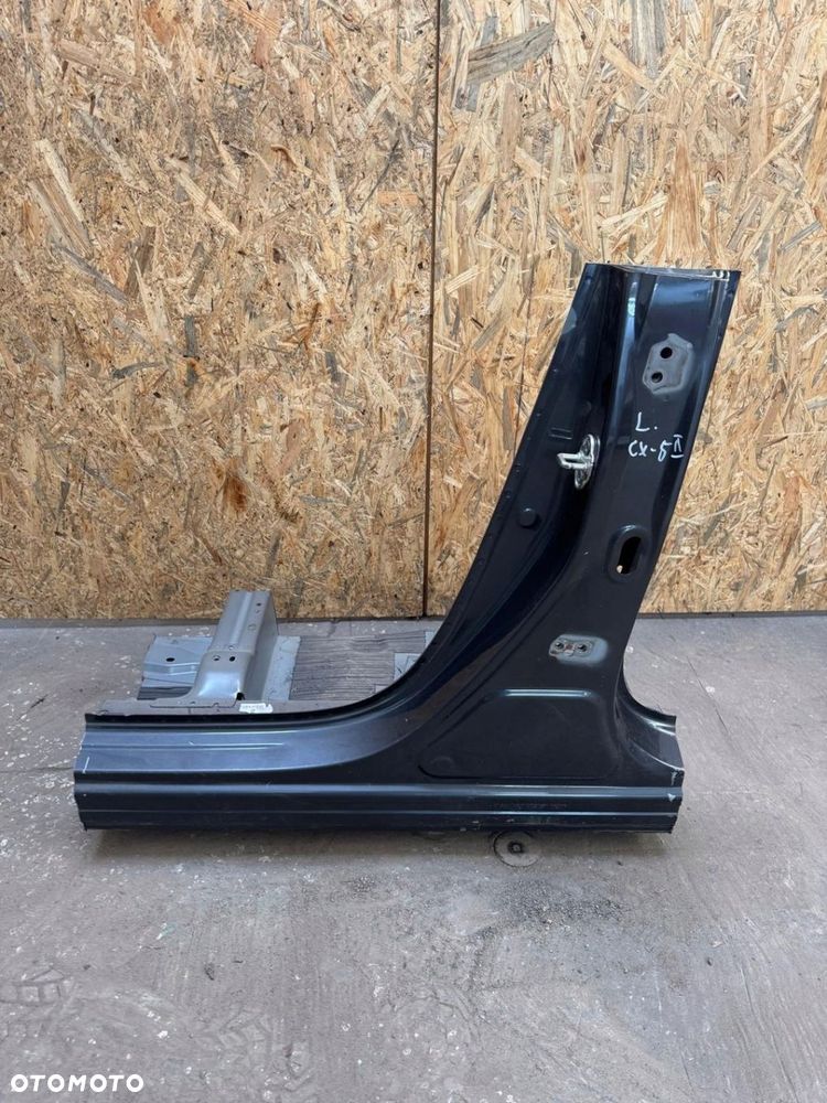 PRÓG SŁUPEK LEWY CX-5 CX5 II 2017-2021 46G
