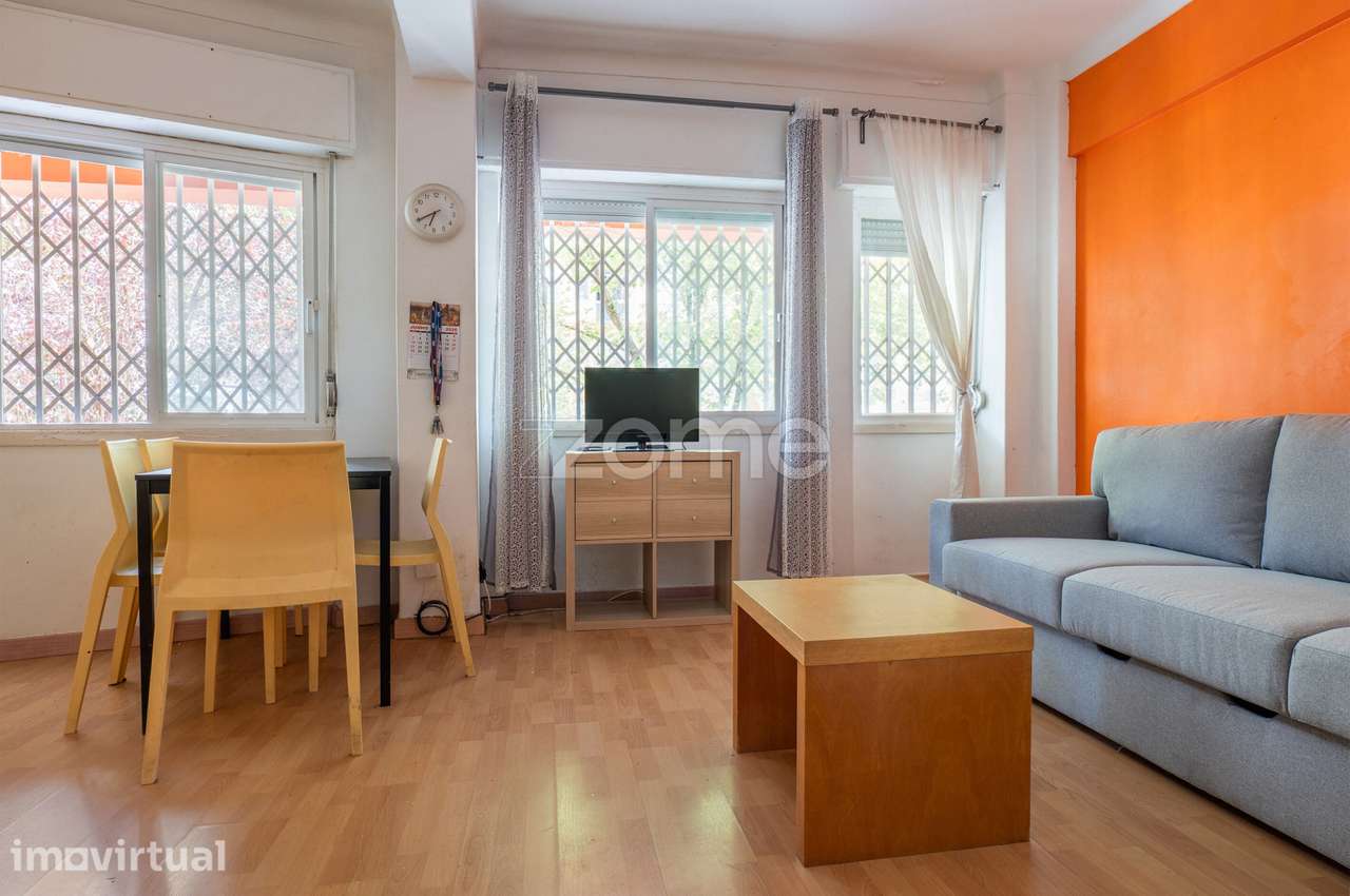 Arrenda-se apartamento T0 - Grande imagem: 5/16