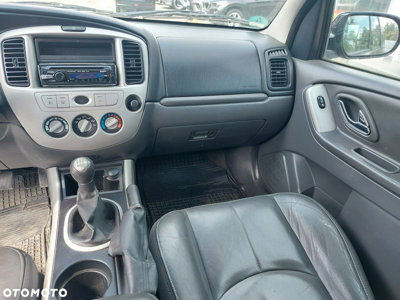 Mazda Tribute - 18