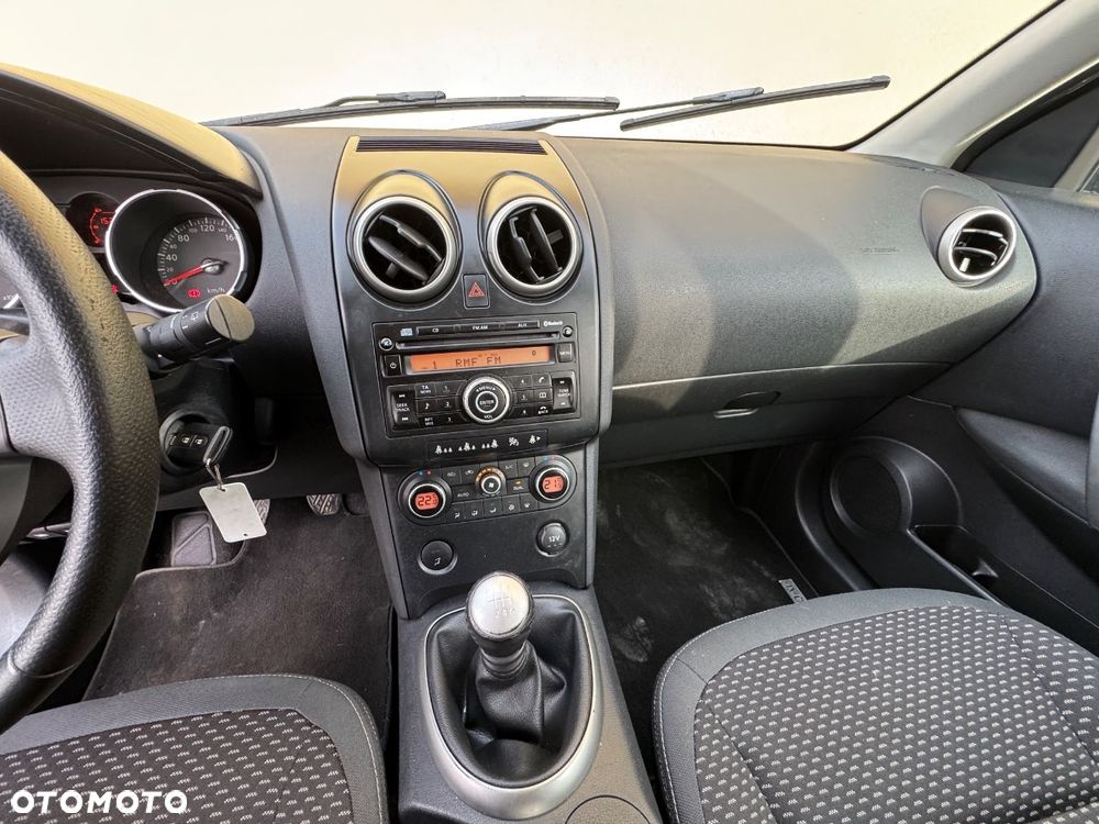 Nissan Qashqai - 10