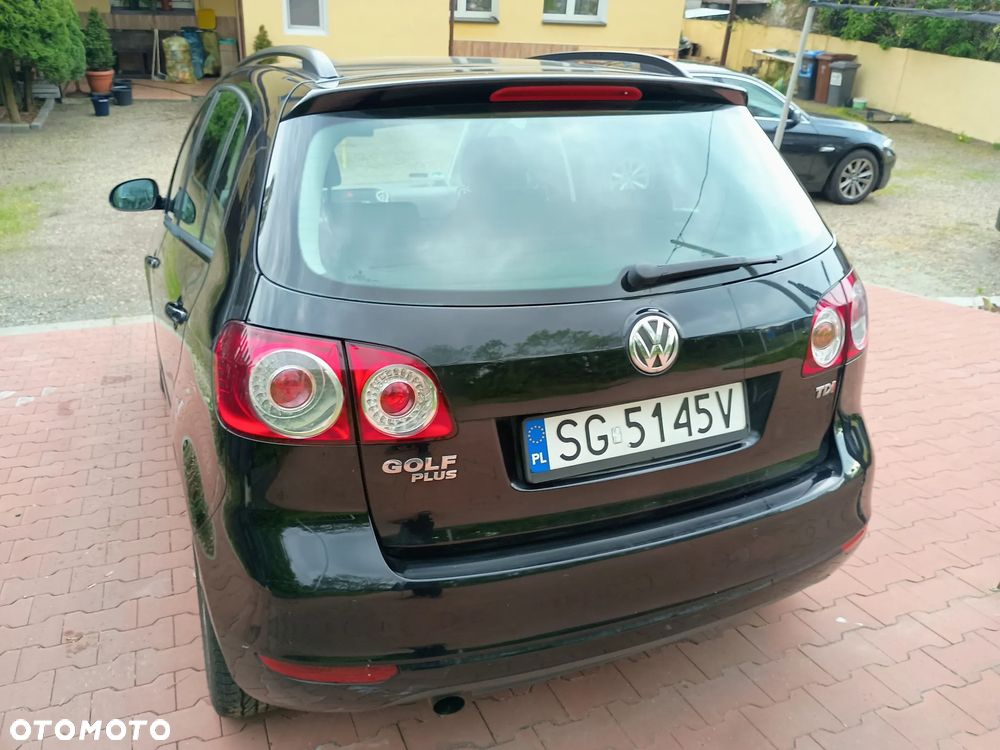 Volkswagen Golf Plus 1.6 TDI Comfortline - 18