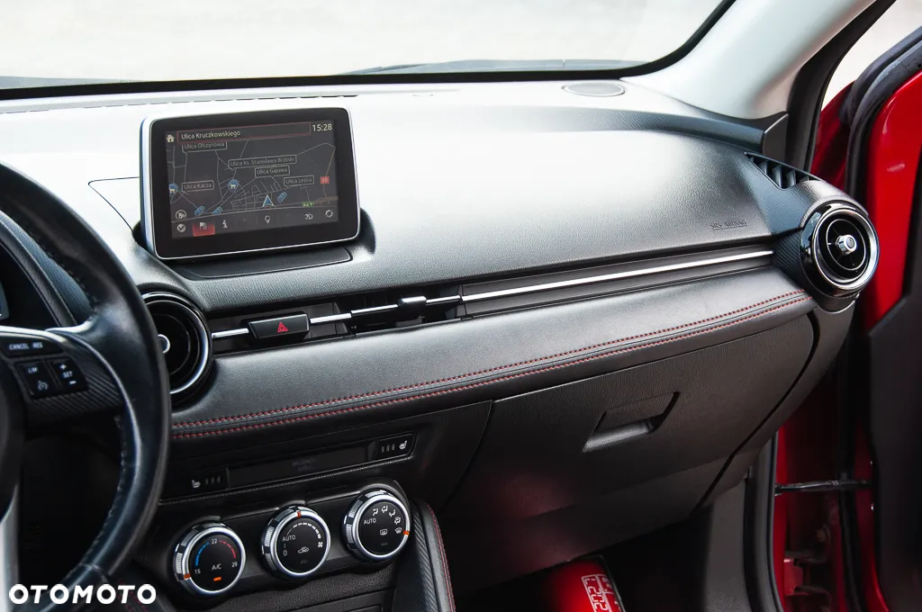 Mazda 2 SKYACTIV-D 105 Exclusive-Line - 31